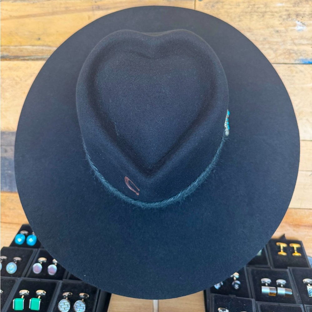 New-Charlie One horse Black Heart-Shaped Fedora Hat - Picture 2 of 4
